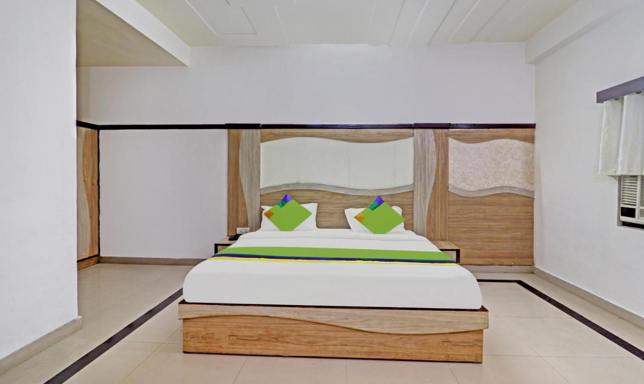 Hotel G B Palace Agra  Εξωτερικό φωτογραφία