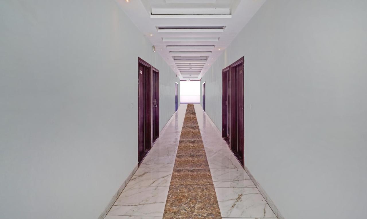 Hotel G B Palace Agra  Εξωτερικό φωτογραφία